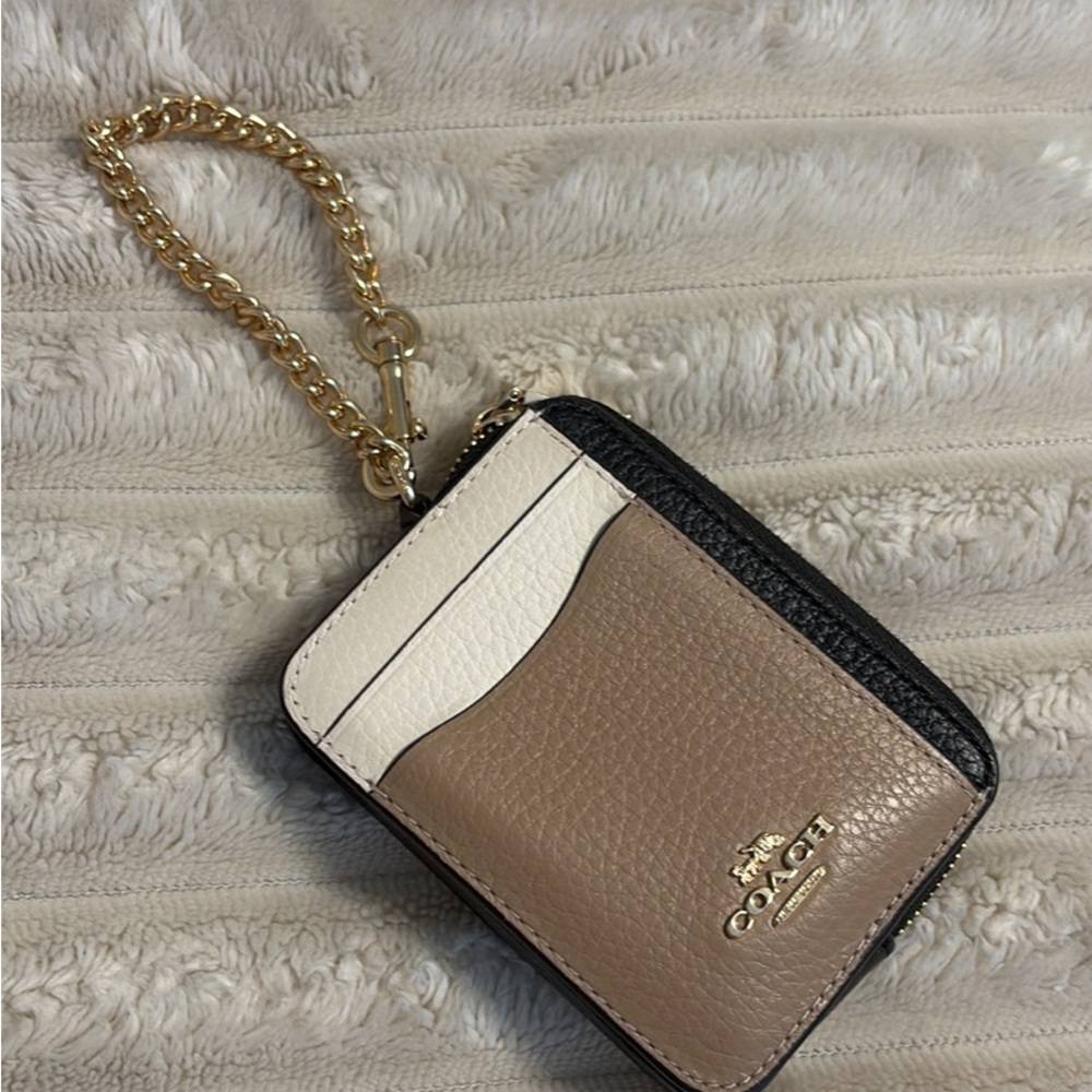 Coach Tricolor Leather Card Wallet with Gold Chain